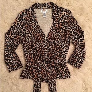 TALBOTS PETITES KNIT ANIMAL PRINT TOP size M